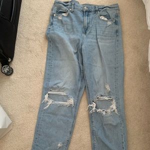 American Eagle Mom Jeans